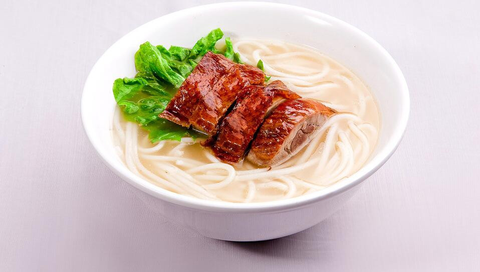 申氏园过桥米线